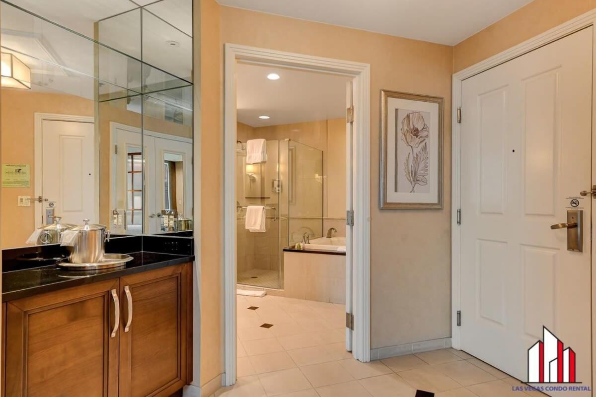 Mgm Signature-22-611 Strip View Jacuzzi Studio ลาสเวกัส ภายนอก รูปภาพ