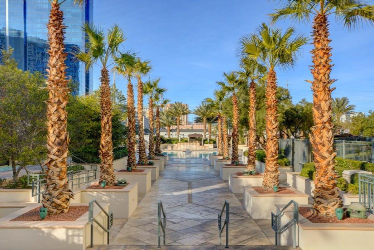 Mgm Signature-22-611 Strip View Jacuzzi Studio ลาสเวกัส ภายนอก รูปภาพ